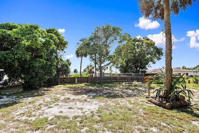 5203 S Indian River Dr, Fort Pierce, FL 34982 - view of yard