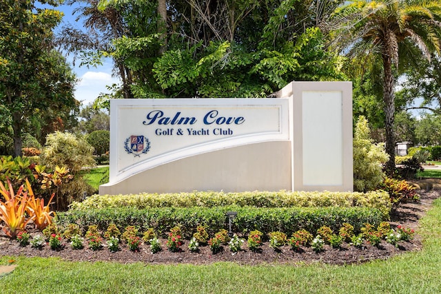 879 SW Pebble Ln, Palm City, FL 34990 - view of community / neighborhood sign
