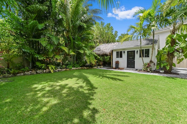 4112 Italia Way, Lake Worth, FL 33467 - view of green lawn