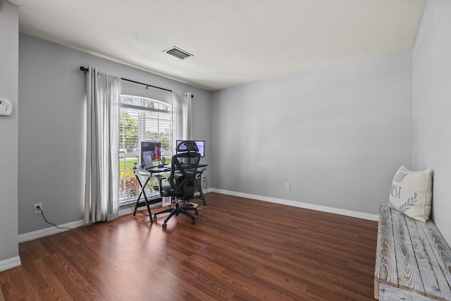 421 NW Cornell Ave, Port Saint Lucie, FL 34983 - office featuring wood finished floors and a textured ceiling
