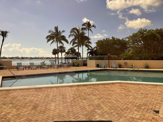 5200 N Flagler Dr Unit 1106, West Palm Beach, FL 33407 - community pool with a gazebo and a patio area