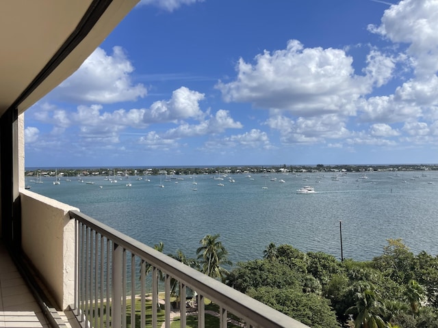 5200 N Flagler Dr Unit 1106, West Palm Beach, FL 33407 - water view