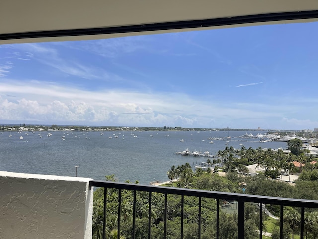 5200 N Flagler Dr Unit 1106, West Palm Beach, FL 33407 - water view