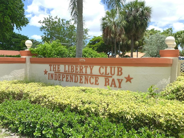 101 Liberty Ct, Deerfield Beach, FL 33442 - view of community sign