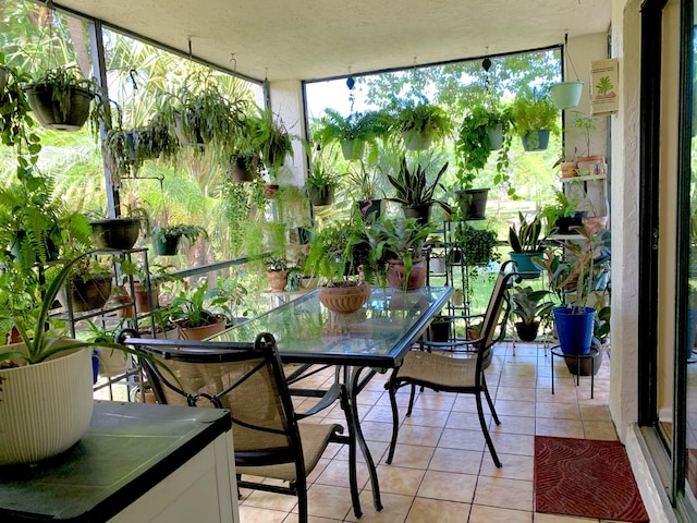 101 Liberty Ct, Deerfield Beach, FL 33442 - view of sunroom / solarium