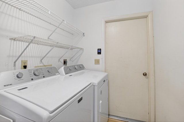 2915 NW 14th St, Delray Beach, FL 33445 - washroom featuring washing machine and clothes dryer