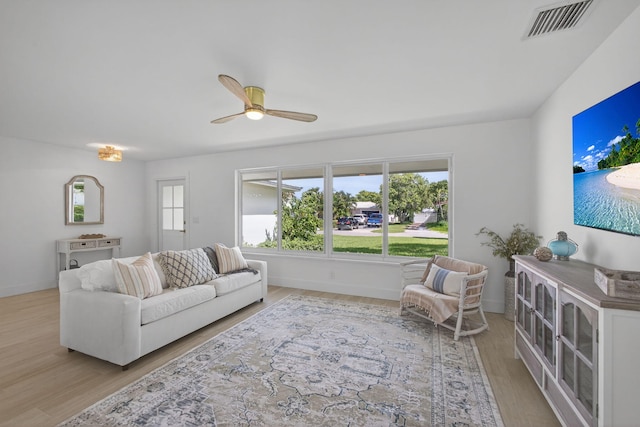 131 Cruiser Rd S, North Palm Beach, FL 33408 - living area featuring wood finished floors and ceiling fan