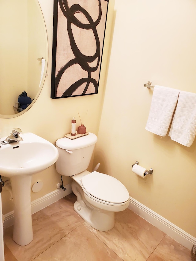 871 NW 208th Cir, Pembroke Pines, FL 33029 - bathroom with baseboards and toilet