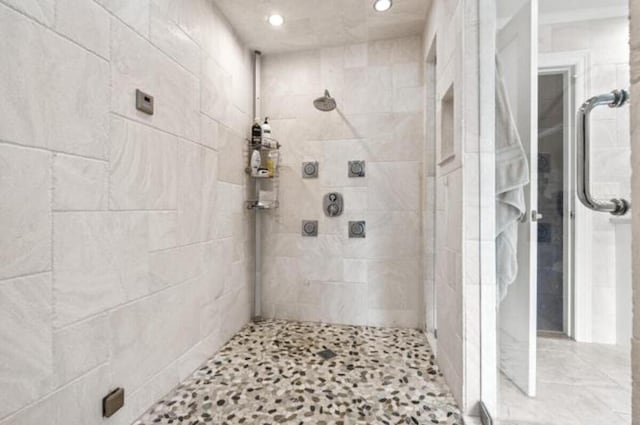1951 SE Erwin Rd, Port Saint Lucie, FL 34952 - full bath with a tile shower and recessed lighting