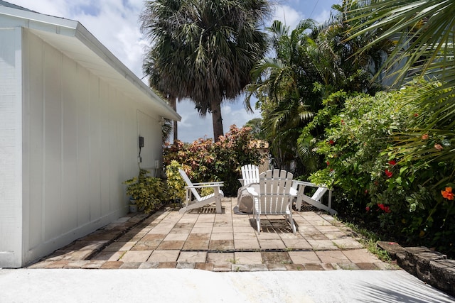 815 Green St, West Palm Beach, FL 33405 - view of patio
