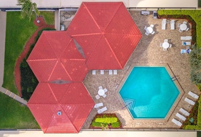 5480 N Ocean Dr Unit B1A, Singer Island, FL 33404 - bird's eye view of a pool