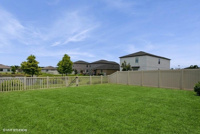 5126 Dandelion St, Apollo Beach, FL 33572 - view of fenced backyard