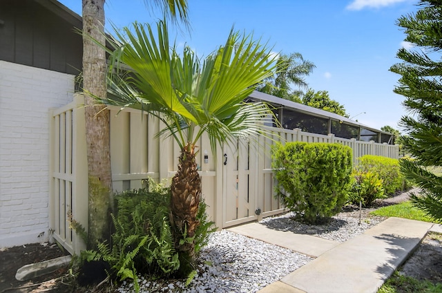 9927 Boca Gardens Trl Unit A, Boca Raton, FL 33496 - view of yard with a gate