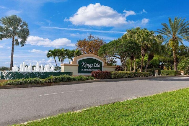 374 NW Sherry Ln, Port Saint Lucie, FL 34986 - view of community sign
