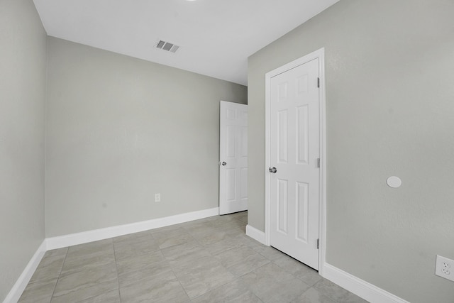 306 N N 28th St, Fort Pierce, FL 34947 - empty room featuring baseboards