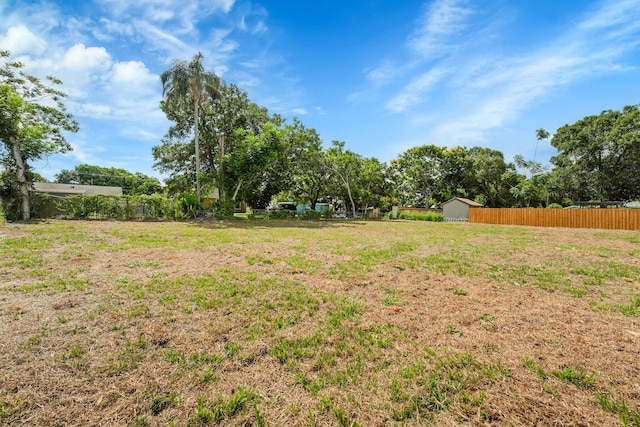 306 N N 28th St, Fort Pierce, FL 34947 - view of yard
