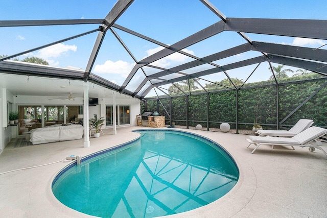 881 Elderberry Way, Boca Raton, FL 33486 - swimming pool with a patio, a ceiling fan, and glass enclosure