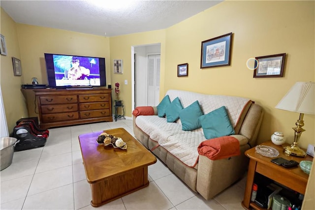 2582 Longwood Blvd, Melbourne, FL 32934 - view of tiled living area