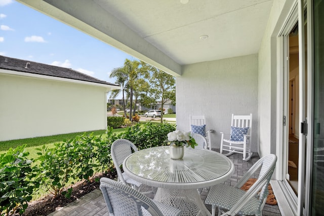 14929 Three Ponds Trl, Delray Beach, FL 33446 - view of patio / terrace featuring outdoor dining space
