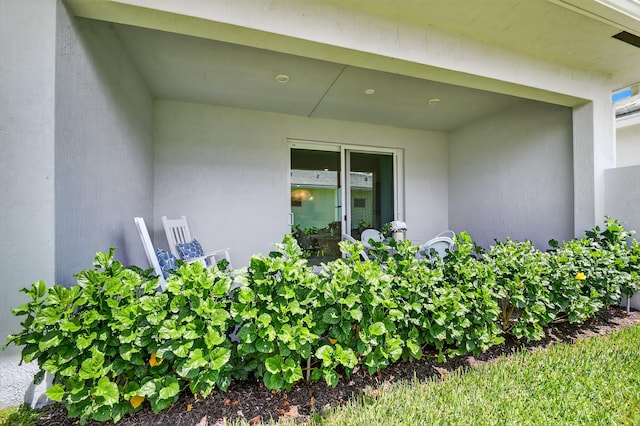 14929 Three Ponds Trl, Delray Beach, FL 33446 - property entrance featuring stucco siding