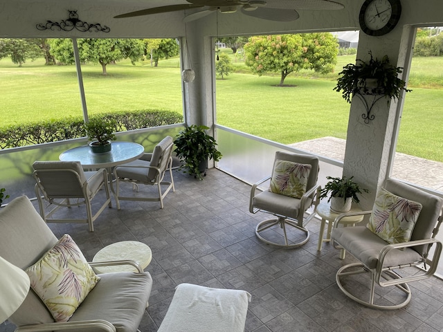 3053 SE Darien Rd, Port Saint Lucie, FL 34952 - sunroom with ceiling fan