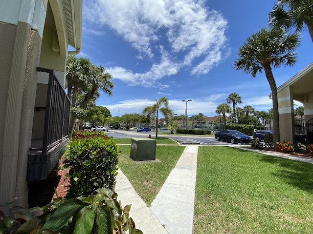 815 W Boynton Beach Blvd Unit 7-102, Boynton Beach, FL 33426 - view of grassy yard