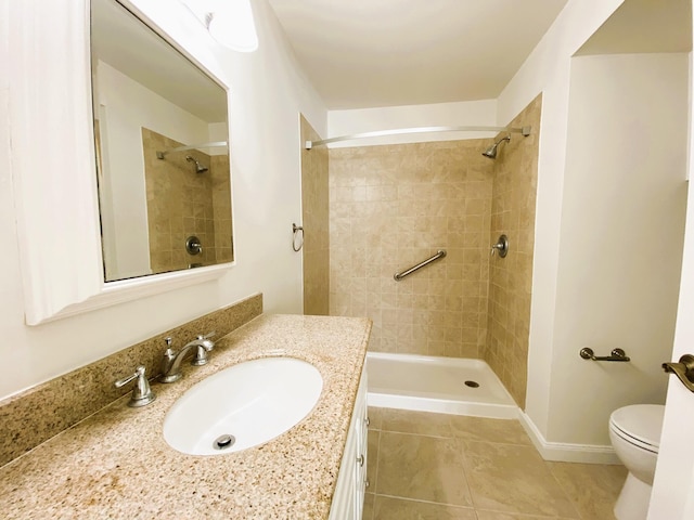 815 W Boynton Beach Blvd Unit 7-102, Boynton Beach, FL 33426 - full bath featuring vanity, tile patterned floors, and a tile shower