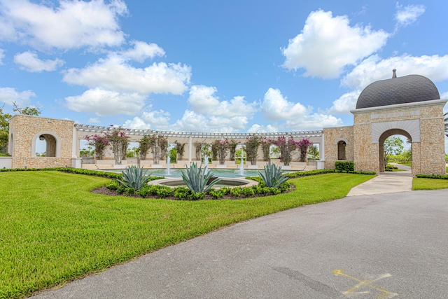 10815 Stellar Cir, Palm Beach Gardens, FL 33412 - surrounding community with a yard