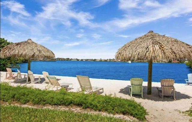 1100 Scotia Dr Unit 102, Hypoluxo, FL 33462 - water view