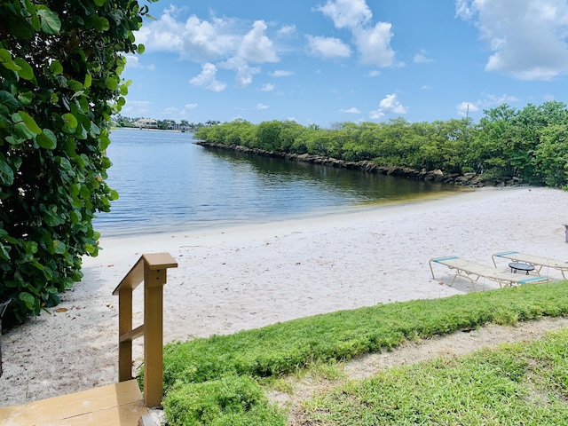 1100 Scotia Dr Unit 102, Hypoluxo, FL 33462 - water view