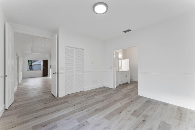 23157 Old Inlet Bridge Dr, Boca Raton, FL 33433 - empty room with light wood finished floors