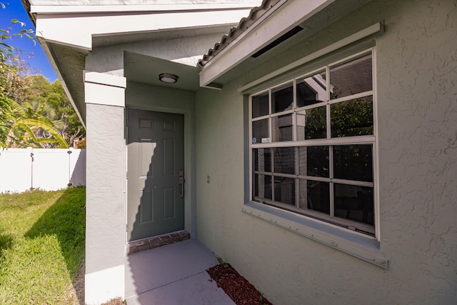 8008 Red Reef Ln, Boynton Beach, FL 33436 - entrance to property featuring stucco siding