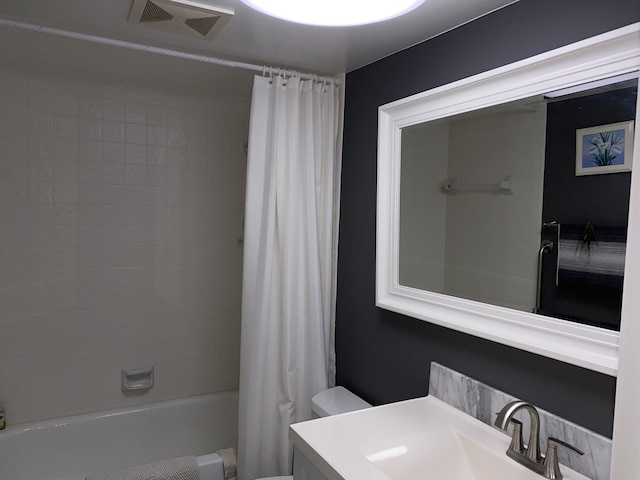 2975 SW 22nd Ave Unit 2010, Delray Beach, FL 33445 - full bath with vanity and shower / bathtub combination with curtain