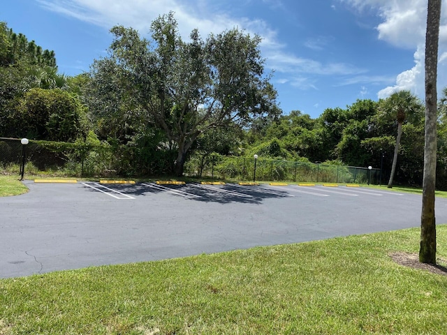 2975 SW 22nd Ave Unit 2010, Delray Beach, FL 33445 - view of uncovered parking lot