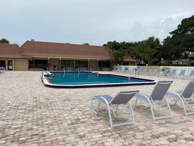 2975 SW 22nd Ave Unit 2010, Delray Beach, FL 33445 - community pool featuring a patio area