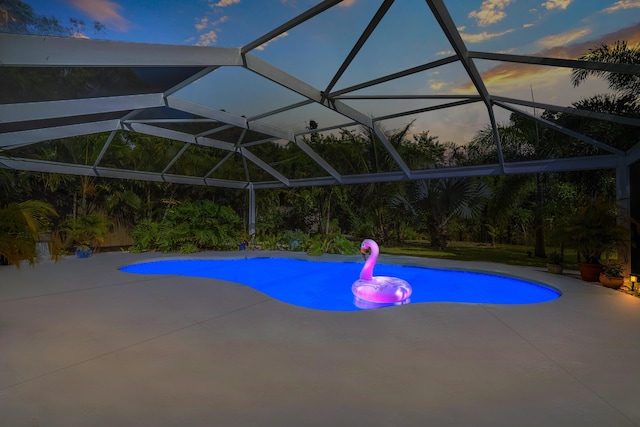 4931 SE Pompano Ter, Stuart, FL 34997 - swimming pool featuring a patio area and a lanai