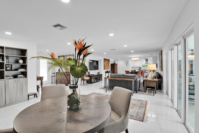 7197 Encina Ln, Boca Raton, FL 33433 - dining space with recessed lighting