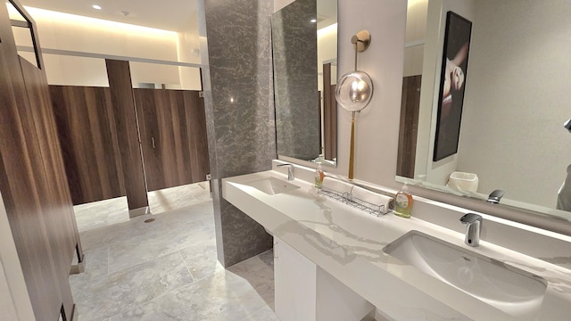 6140 Stanley Ln, Delray Beach, FL 33484 - bathroom featuring double vanity