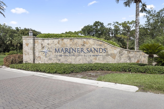 5623 SE Foxcross Pl, Stuart, FL 34997 - view of community sign