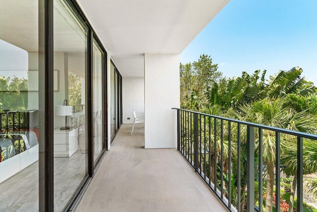1830 Embassy Dr Unit 401, West Palm Beach, FL 33401 - view of balcony