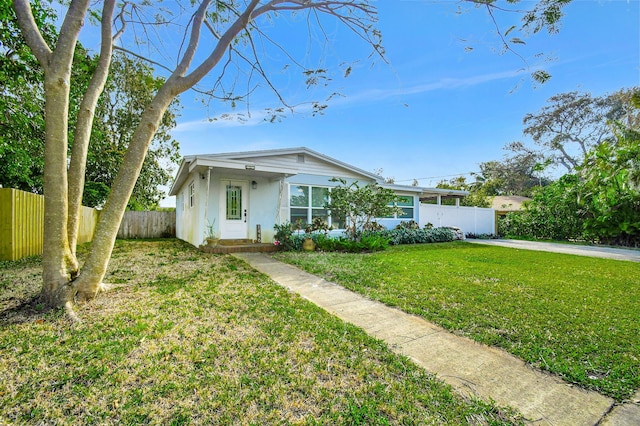 1446 W Perry St, Lantana, FL 33462 - view of front facade with stucco siding