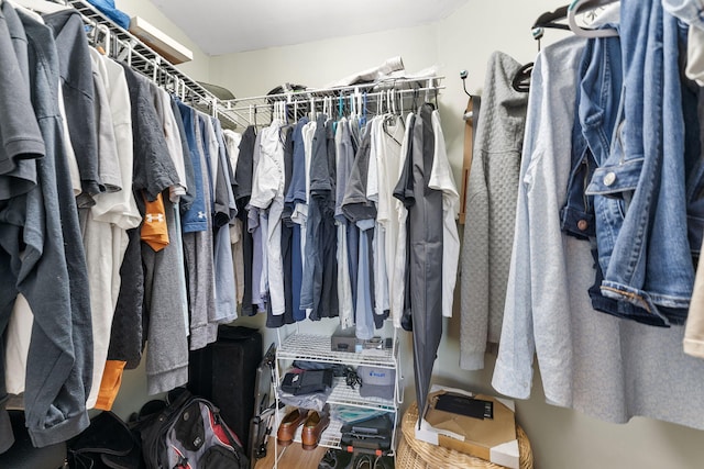 2218 Tuscany Way, Boynton Beach, FL 33435 - walk in closet featuring wood finished floors