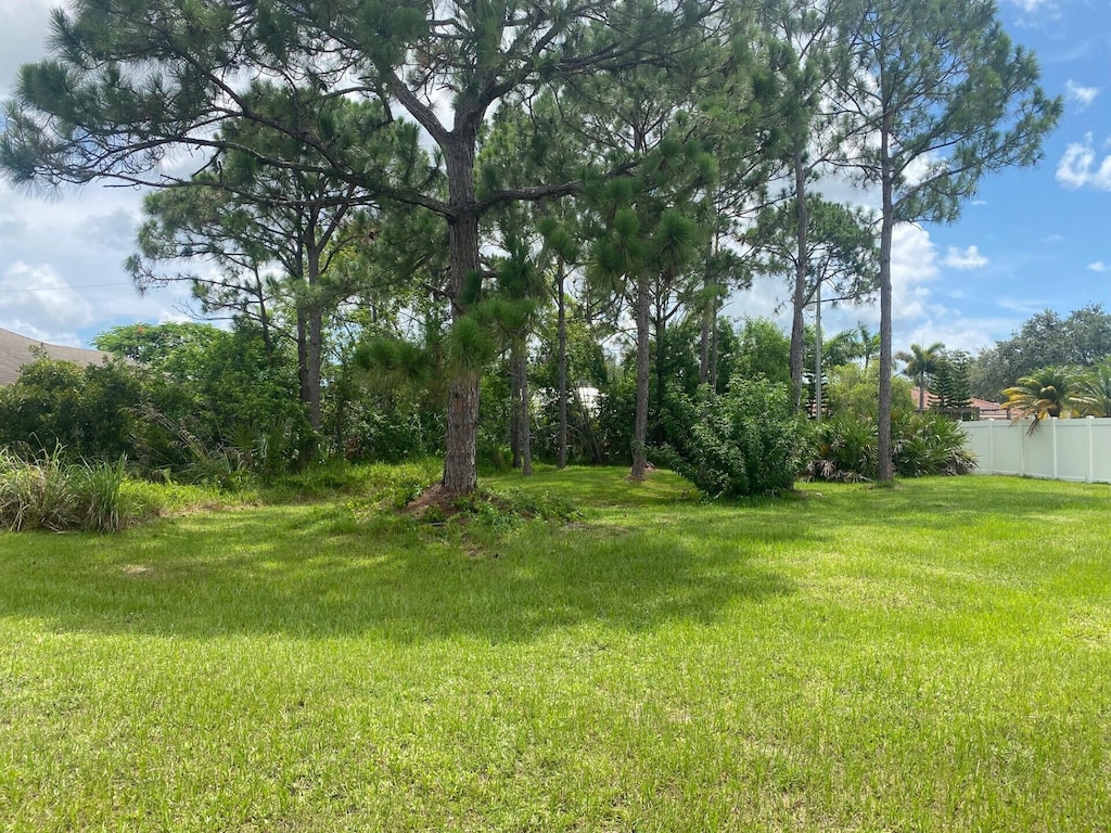 5522 NW Cordrey St, Port Saint Lucie, FL 34986