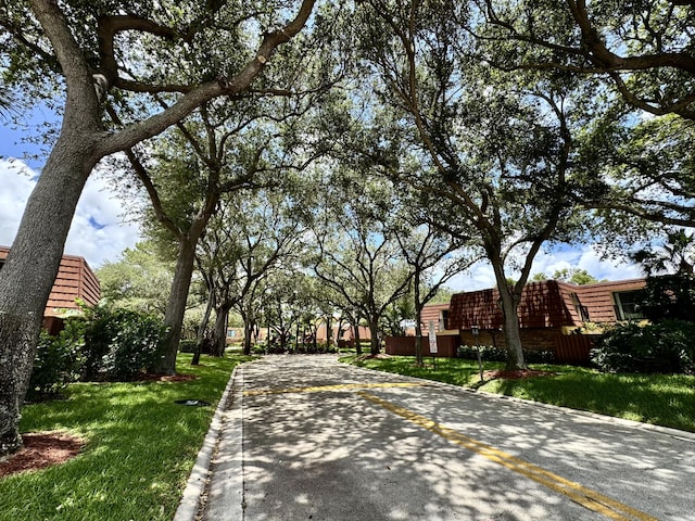 1535 Masters Cir Unit 148, Delray Beach, FL 33445 - view of road featuring curbs