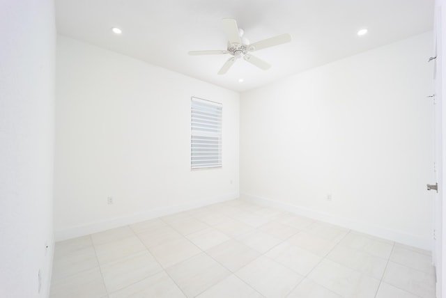2571 SW Berry Park Cir, Palm City, FL 34990 - spare room featuring ceiling fan and recessed lighting