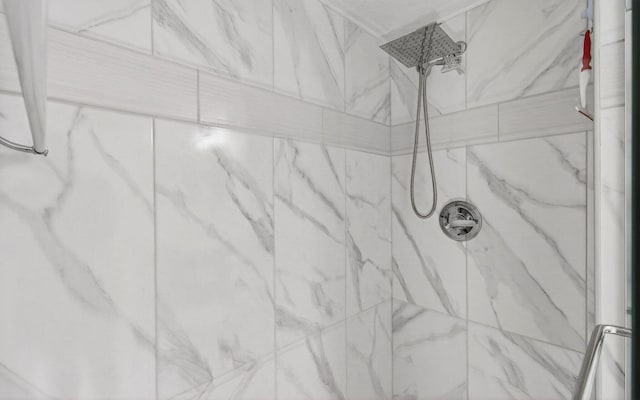 16 Willowbrook Ln Unit 102, Delray Beach, FL 33446 - bathroom featuring a marble finish shower