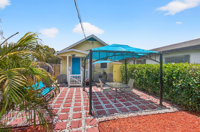 406 N D St, Lake Worth Beach, FL 33460 - view of patio / terrace