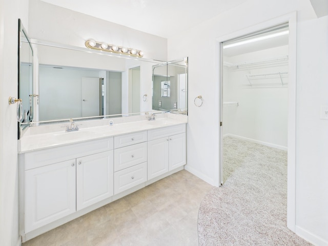 810 SE 13th St, Okeechobee, FL 34974 - full bathroom with double vanity and a spacious closet