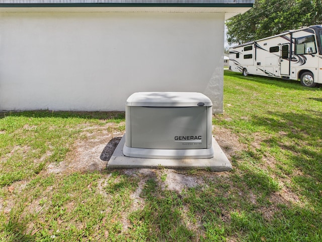 810 SE 13th St, Okeechobee, FL 34974 - exterior view of a power unit and stucco siding