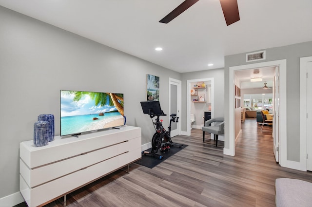 1170 S Drive Cir Unit B, Delray Beach, FL 33445 - exercise area with ceiling fan, wood finished floors, and recessed lighting